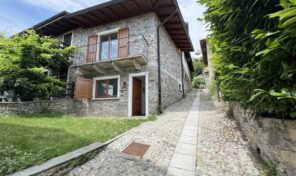 Rustico vista lago Massino Visconti